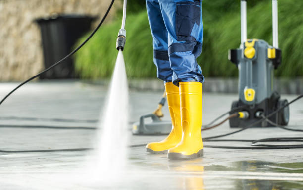 Fence Pressure Washing in Santa Rosa, CA